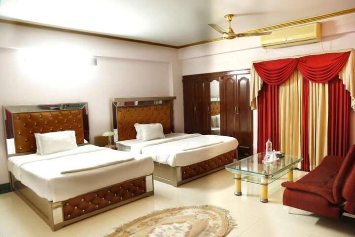 Room 17 of 29