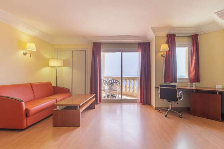 Room 12 of 47