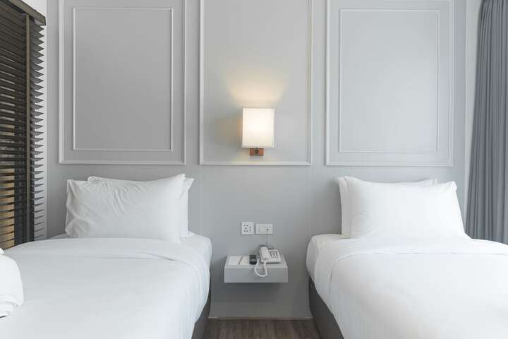 Room 27 of 41