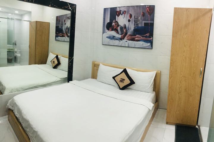 Room 15 of 31