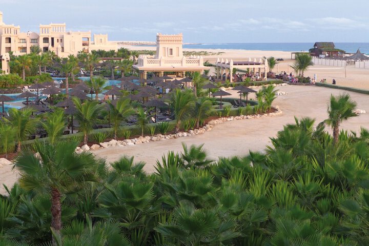 Hotel Exterior 63 of 67
