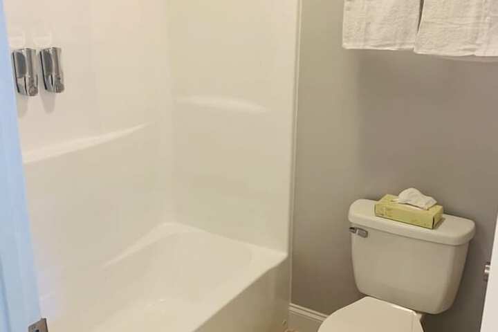 Room 14 of 14