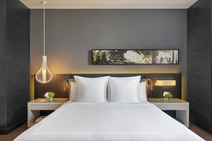 Room 32 of 268