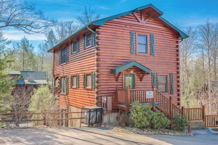 Photo of Standing Bear Lodge by Jackson Mountain Rentals