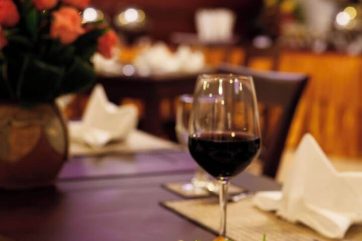 Dining 55 of 75