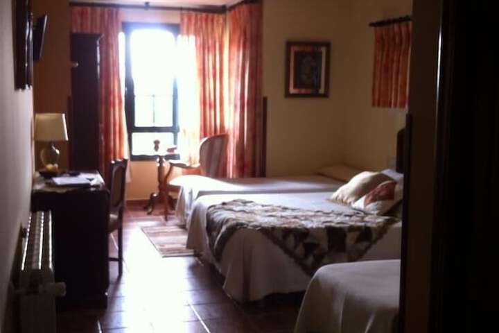 Room 9 of 46