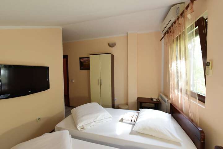 Room 20 of 68