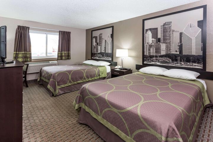 2 Double Beds (5 of 7)