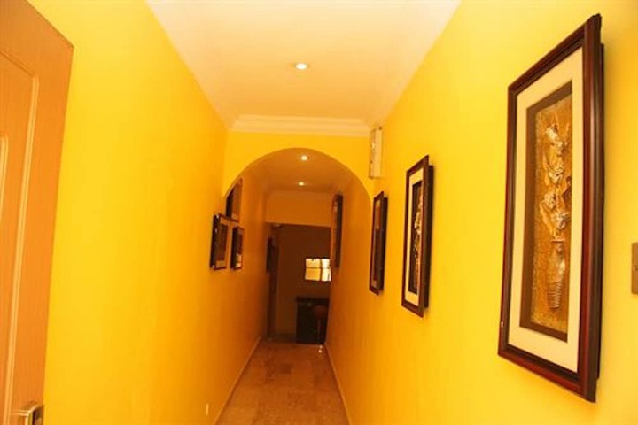 Ballroom/Hall 41 of 44