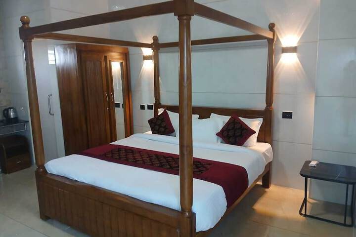 Room 21 of 75