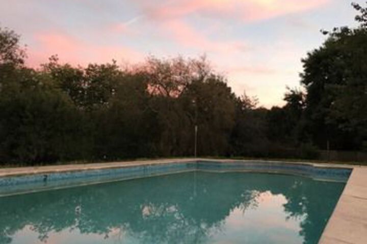 Pool 41 of 45