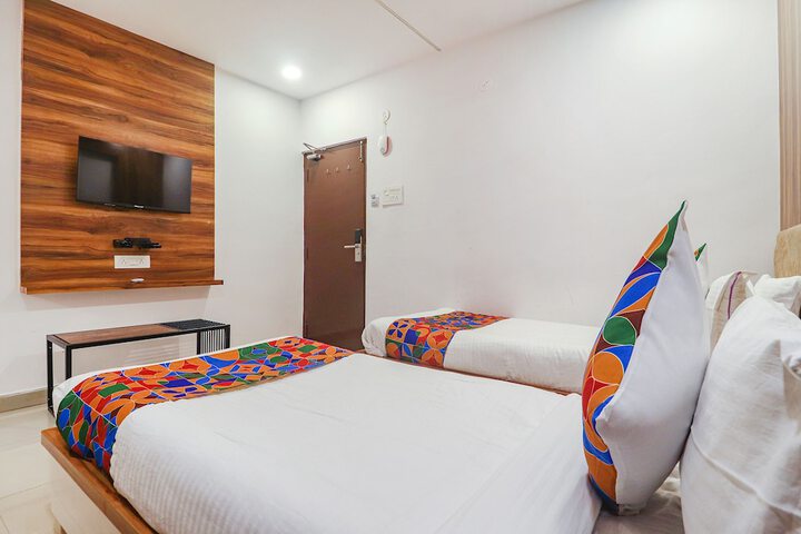 Room 14 of 37