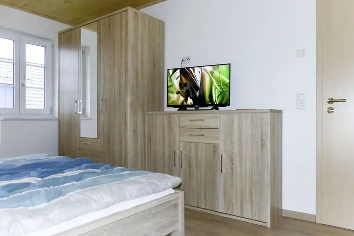 Room 3 of 12