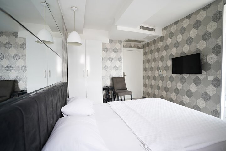 Room 22 of 31