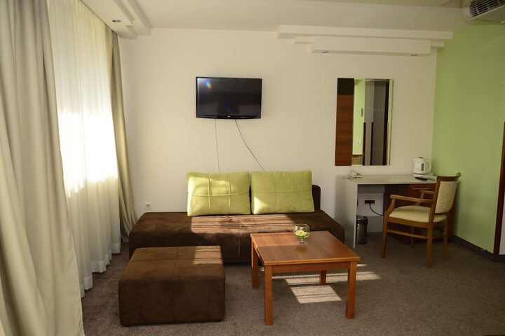 Room 22 of 70