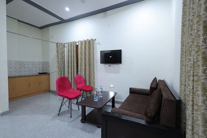 Room 54 of 83