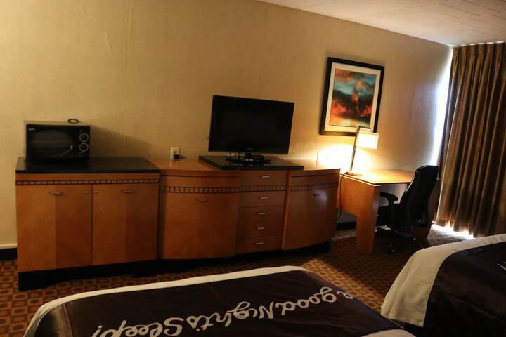 Hotel Interior 4 of 39