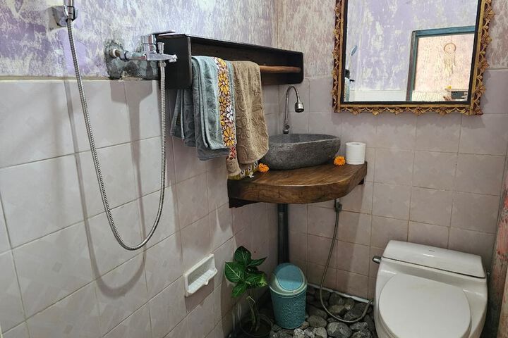 Room 44 of 71