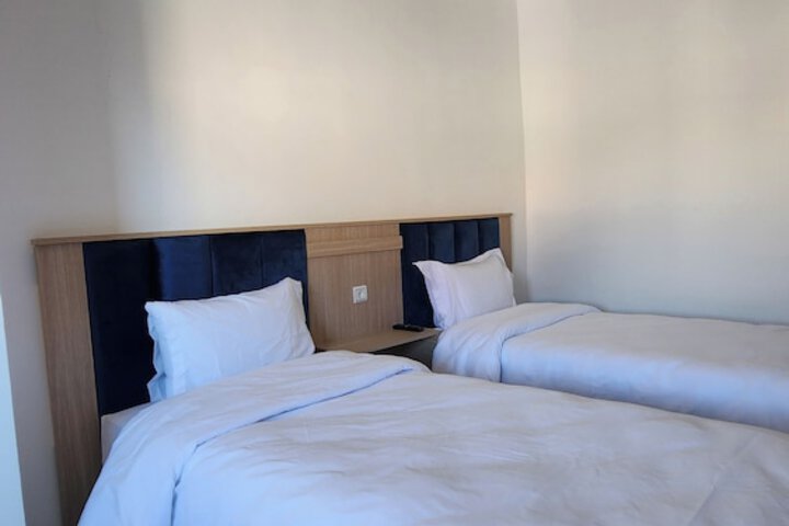 Room 2 of 9