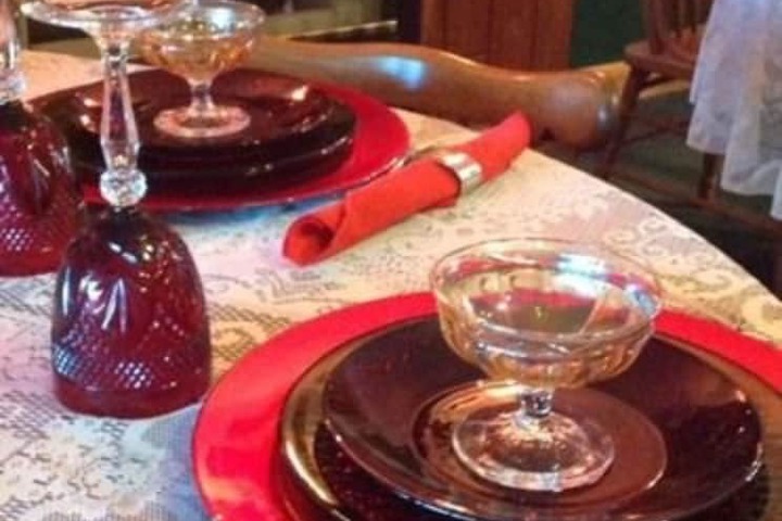 Dining 52 of 67