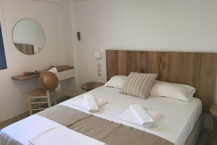 Room 6 of 125
