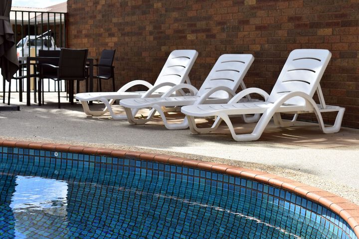 Pool 29 of 44