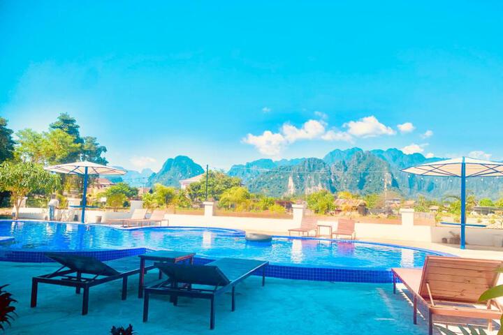 Garden hotel