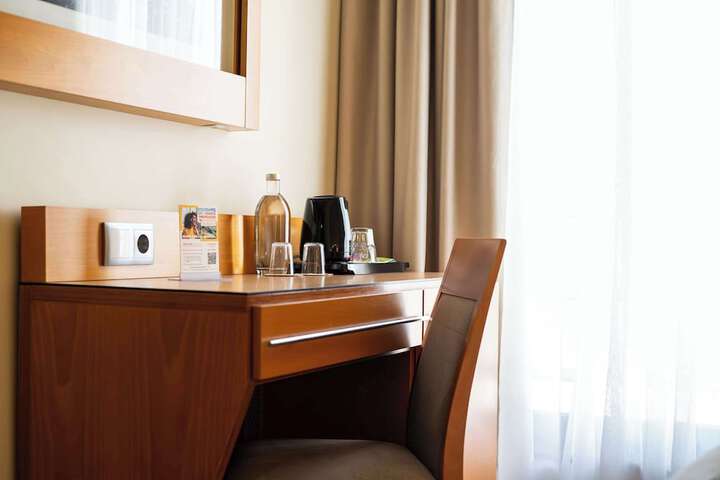Room 75 of 169
