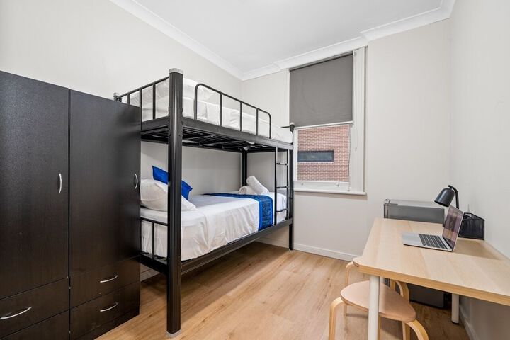 Room 2 of 21