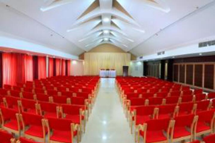 Room 7 of 11