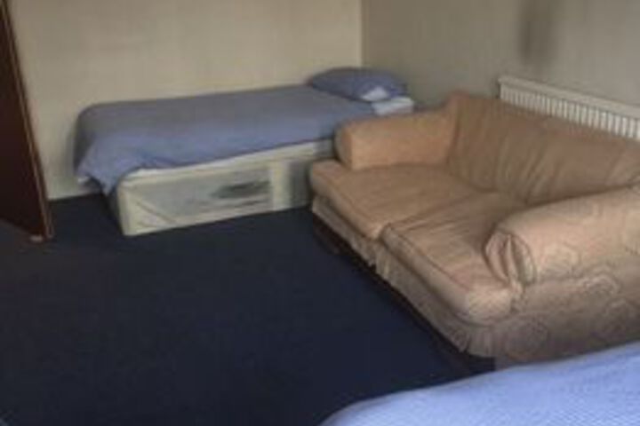 Room 8 of 31