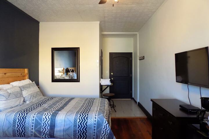 Room 22 of 63