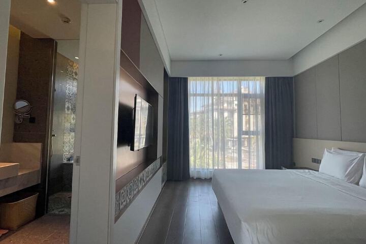Room 59 of 86