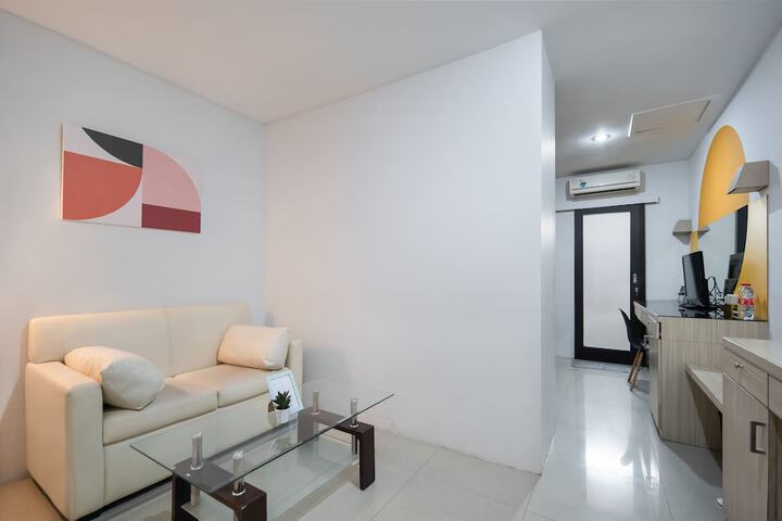 Room 6 of 15