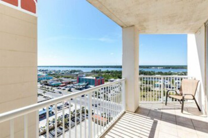 Terrace/Patio 6 of 136