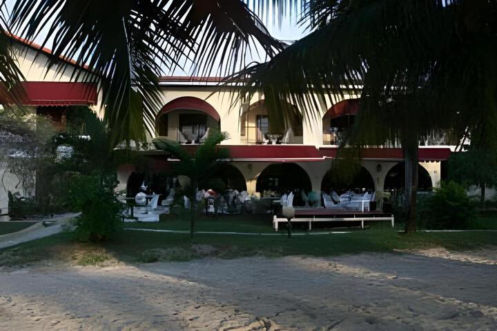 Photo 4