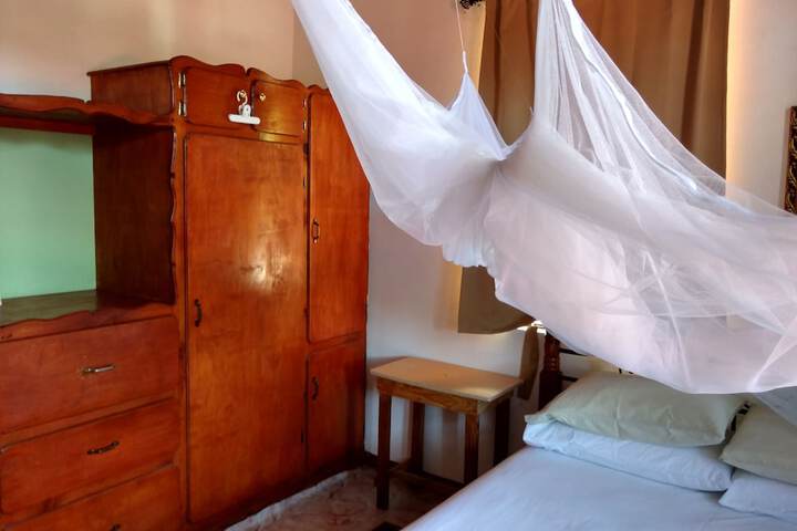 Room 21 of 60