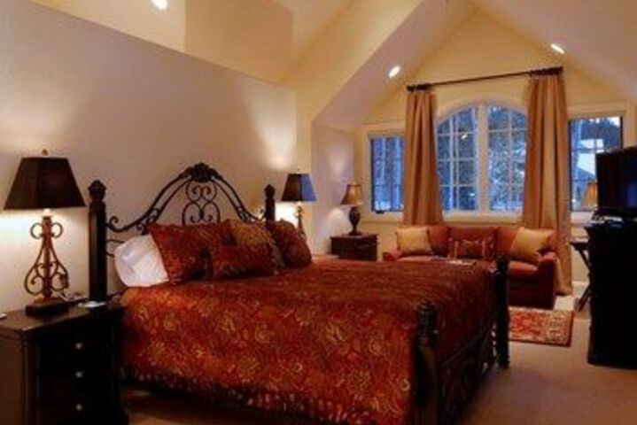 Room 10 of 45