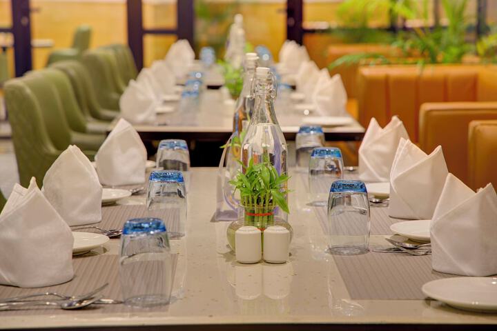 Dining 77 of 117