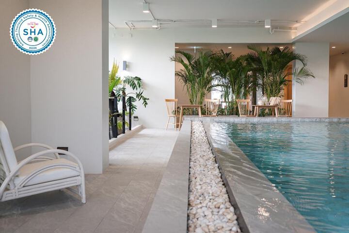 Pool 51 of 80