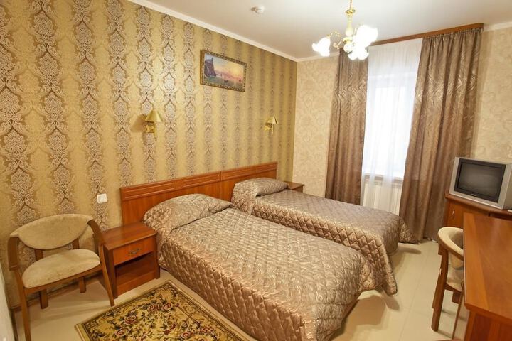 Room 8 of 31