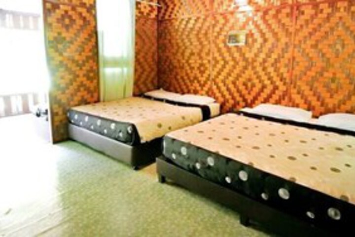 Room 18 of 19