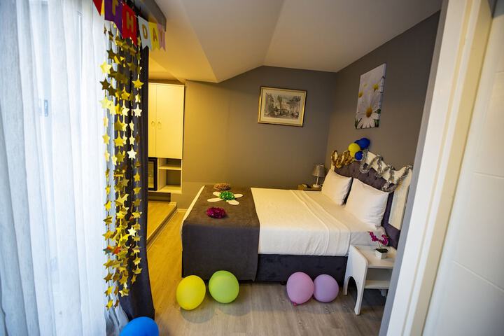 Room 34 of 117