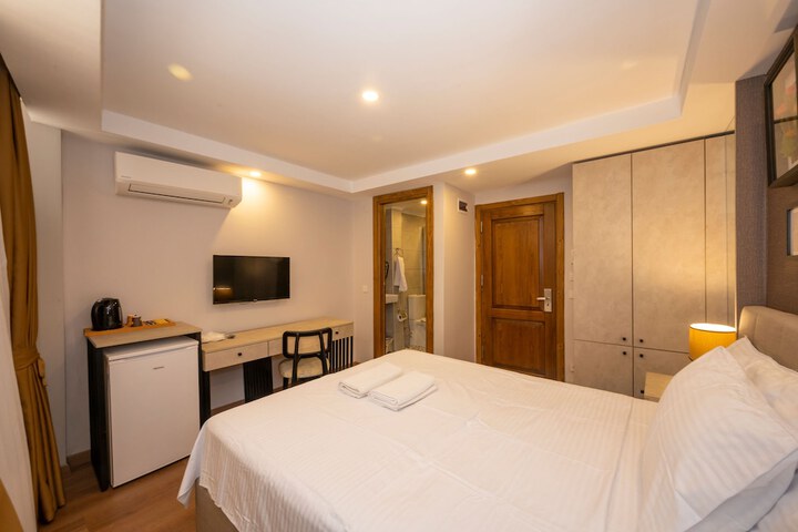 Room 54 of 98