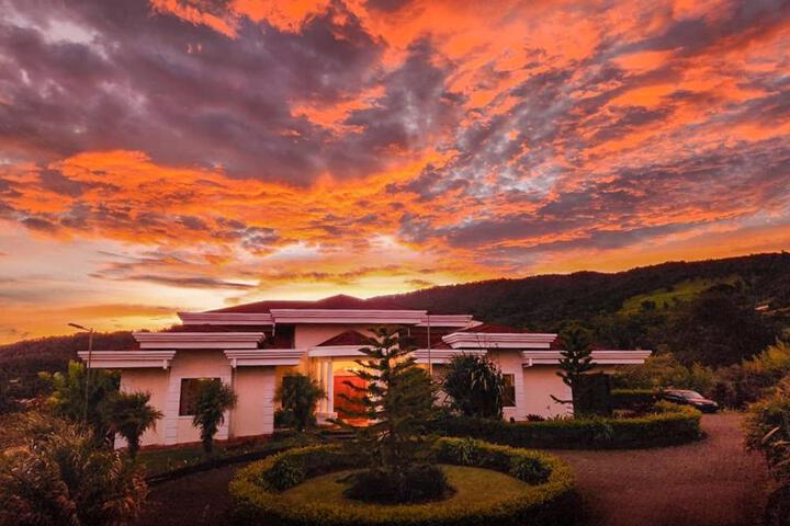 Hotel Poas Paradise