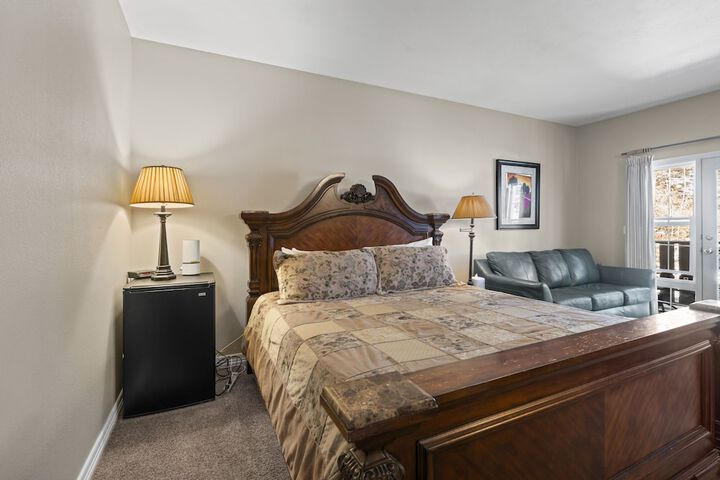 Room 38 of 113