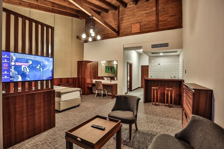 Room 20 of 40