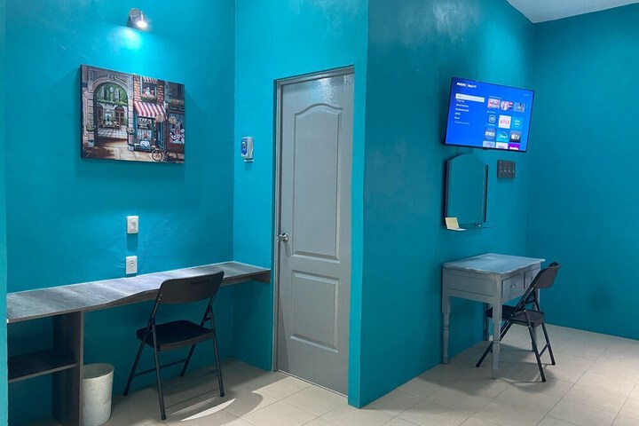 Room 18 of 33