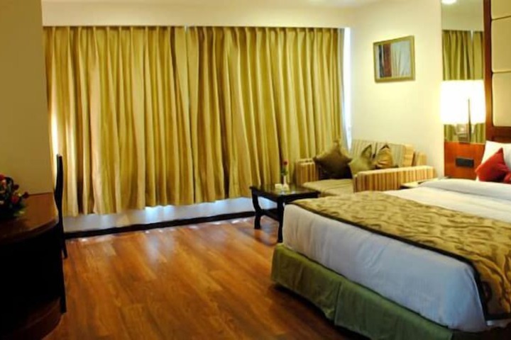 Room 9 of 34