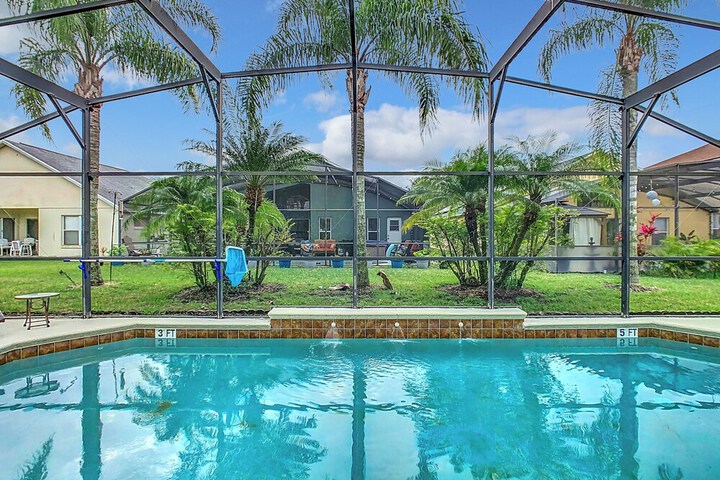 Pool 29 of 41